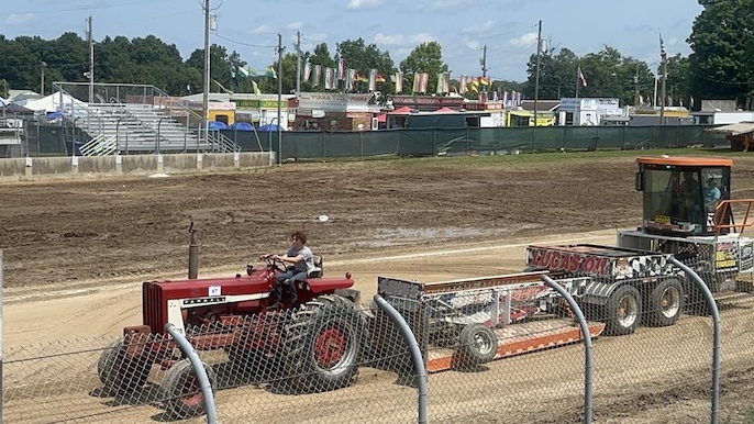 Farm Tractor pull